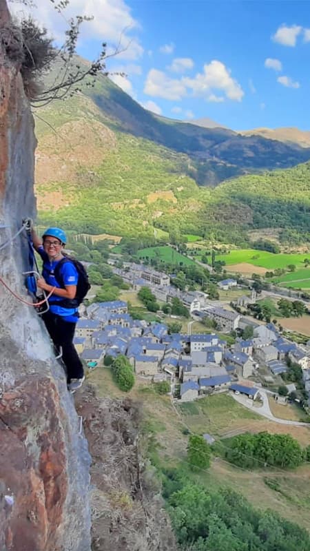 Vía Ferrata Roca Carrera K4 Vall de Boí: 4 horas de exposición aérea en Barruera
