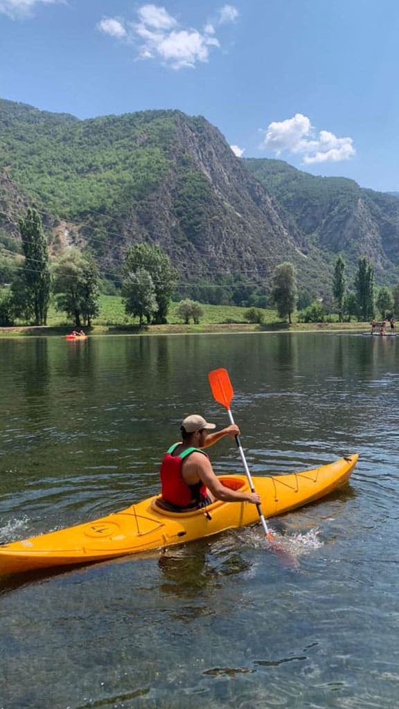 Alquiler Kayak en el Pirineo de Lleida - Individual: 1h en Lago La Torrassa