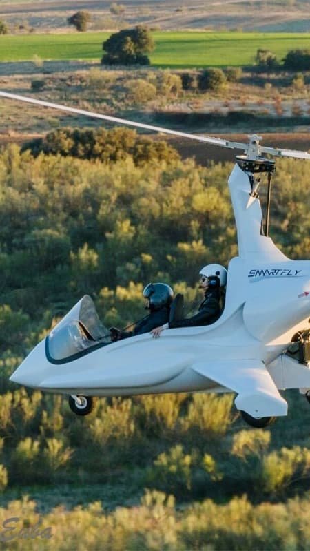 Autogiro Flight 30min in Madrid