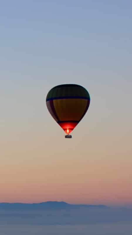 Mallorca: Vol amb globus sobrevolant l'illa de 1h al capvespre