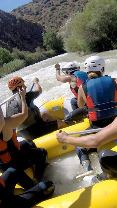 Rafting en el río Genil (2 bajadas) – Nivel intermedio: Cordoba