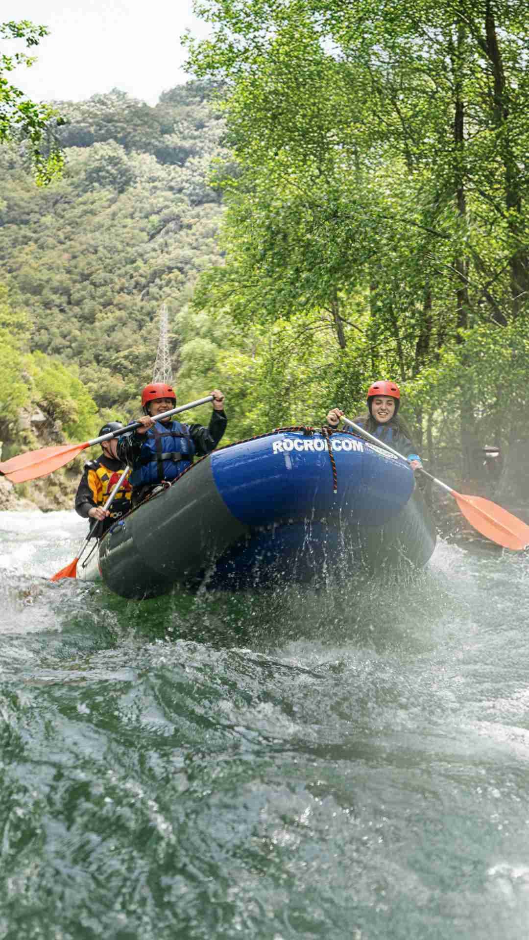Rafting in the Pyrenees: Llavorsí to Montardit (half day) -- Noguera Pallaresa