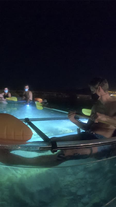 Las Palmas de Gran Canaria: Ruta guiada amb caiac transparent nocturna de 1h30 a la Platja de las Canteras