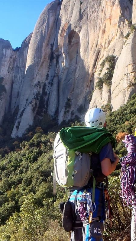 Montserrat Natural Park: 5h climb in the Agulles Region