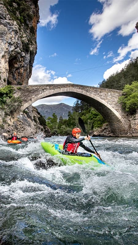 Benasque: Advanced level kayaking course on the Ésera river
