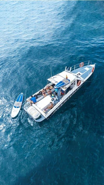 Ruta en Barco por los Acantilados de Nerja y Maro — con Paddle Surf y Snorkel