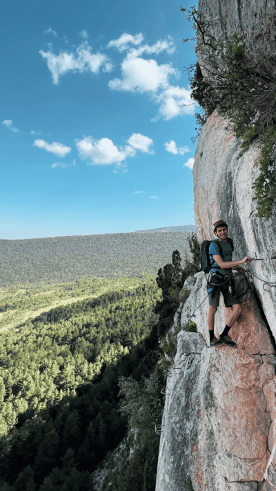 Roques de l’Empalomar: K4 via ferrata with Pedraforca as a backdrop
