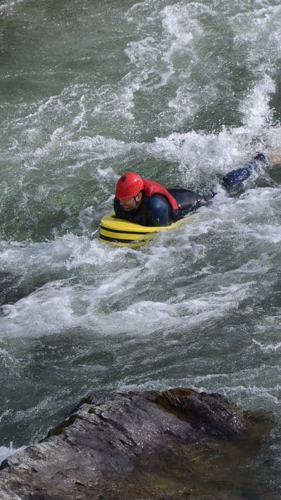 Riverboarding in Llavorsí, Pyrenees – 45 minutes on the river