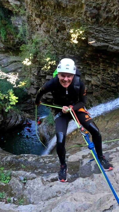 Barranco del Furco en Broto: barranquismo de iniciación con rápeles en el Valle del Ara