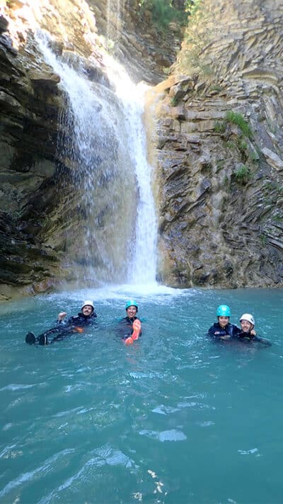 Os Lucas Canyon de 3h dans la vallée de Tena