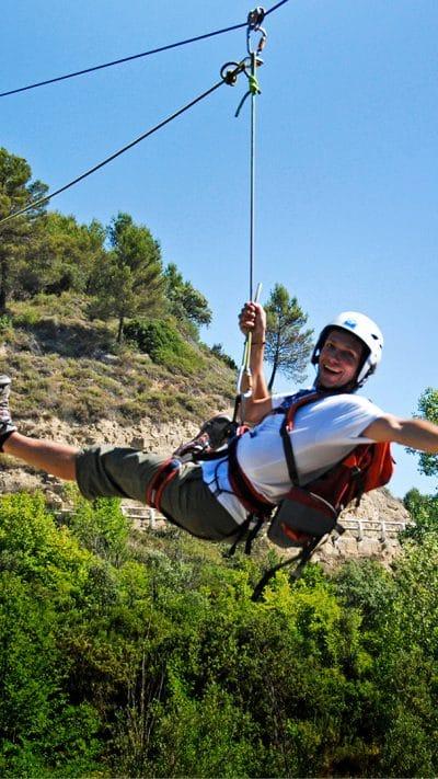 Multiaventura en el Pirineo Aragonés: Tirolina, Escalada y Rappel en Murillo de Gállego
